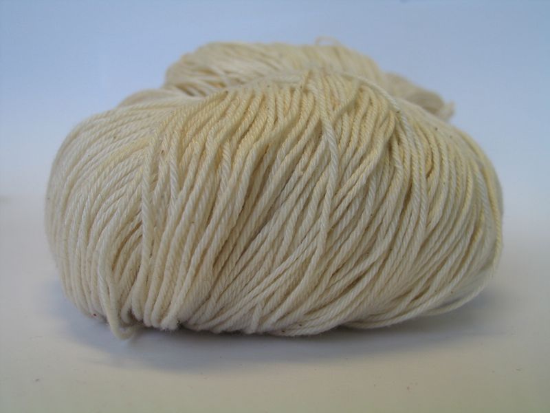 8/4 MERCERISERT BOMULL F. 300 UBLEKET