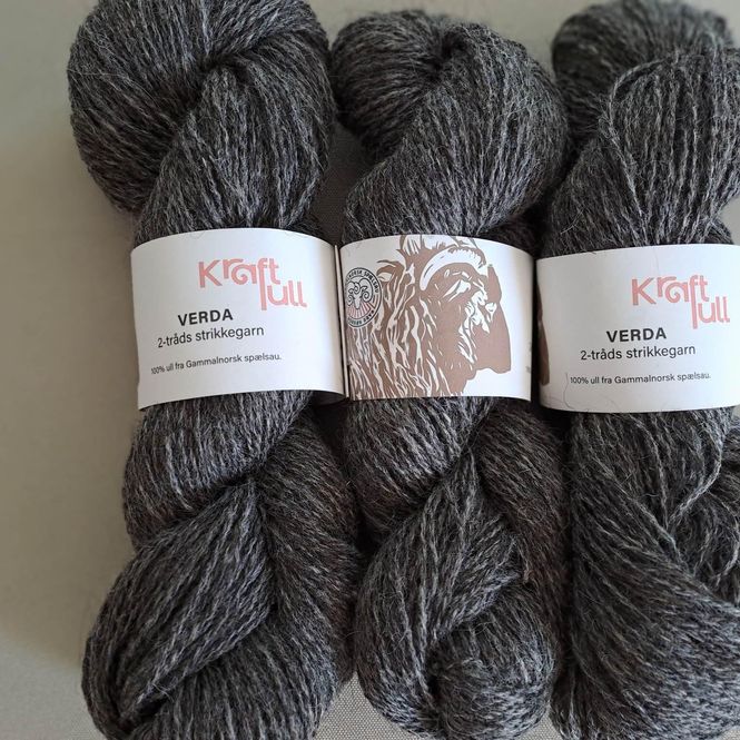 Hovedbilde VERDA  strikkegarn Mørkegrått